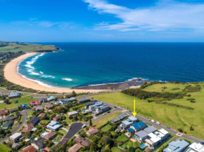 TASMAN DRIVE Gerringong 4pm check out Sundays